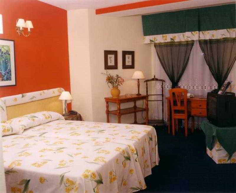 Hotel Reconquista Альсира Номер фото